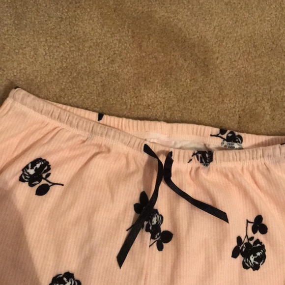 Victoria’s Secret Pajamas - NWOT - Picture 8 of 8